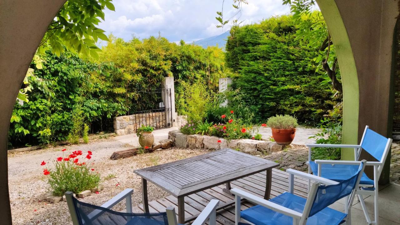 Bambou Entre Mer Et Montagnes Chateauneuf-Grasse Exterior photo